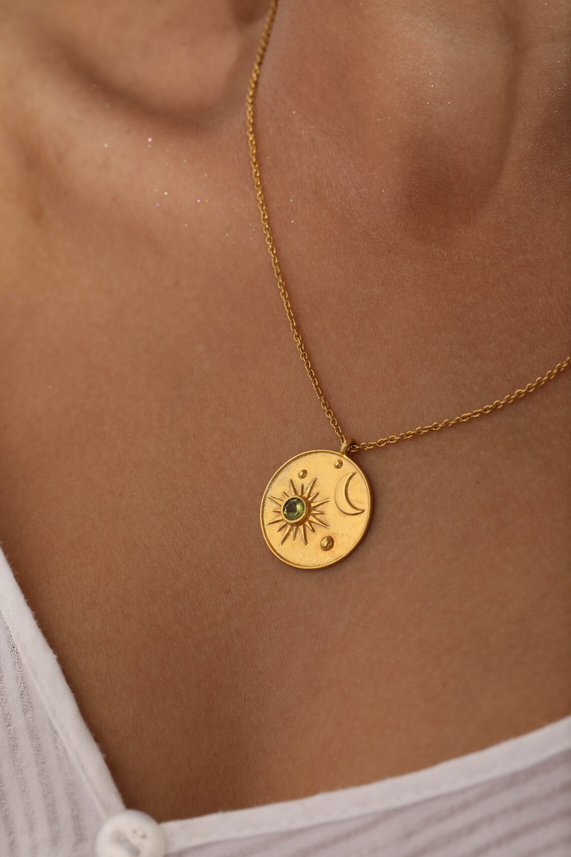 Zira : Sun Moon Pendant